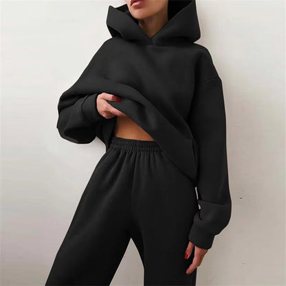 Cozy 2-Piece Tracksuit Set – Oversized Hoodie & Joggers - DELEOUR